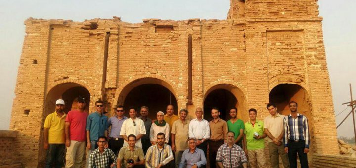 بازدید از قلعه حسین‌خان افشار روستای درخزینه